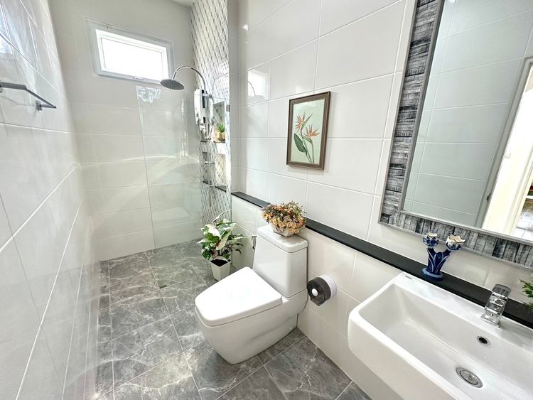 ภาพแบบบ้าน-แบบบ้านสไตล์อิงลิชคันทรี GREENNOVA