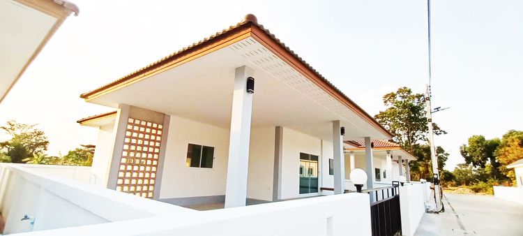 ภาพแบบบ้าน-Type 2 ทรงปั้นหยาธรรมดา [ Ordinary Hip Roof ]