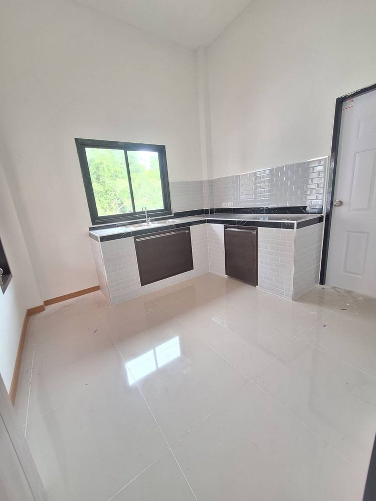 ภาพแบบบ้าน-จิรพงษ์แลนด์ 5 แบบบ้านสไตล์อังกฤษ ไทป์ 1