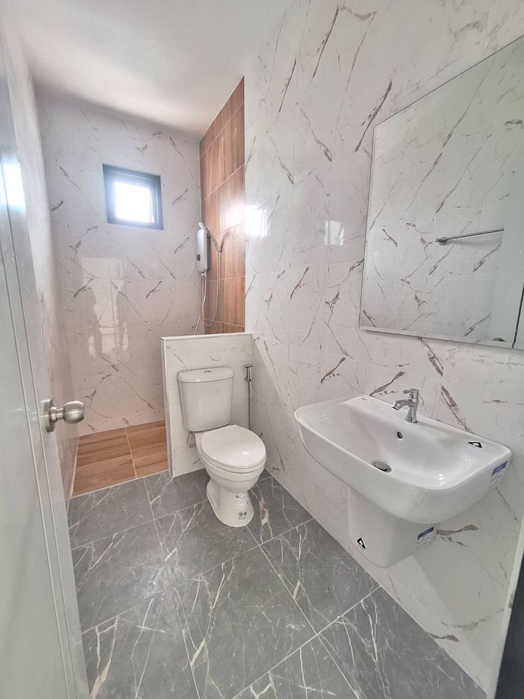 ภาพแบบบ้าน-จิรพงษ์แลนด์ 5 แบบบ้านสไตล์อังกฤษ ไทป์ 1