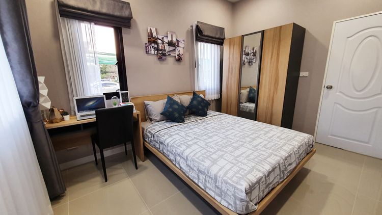 ภาพแบบบ้าน-บ้านแฝด ตกแต่งพร้อมเฟอร์นิเจอร์