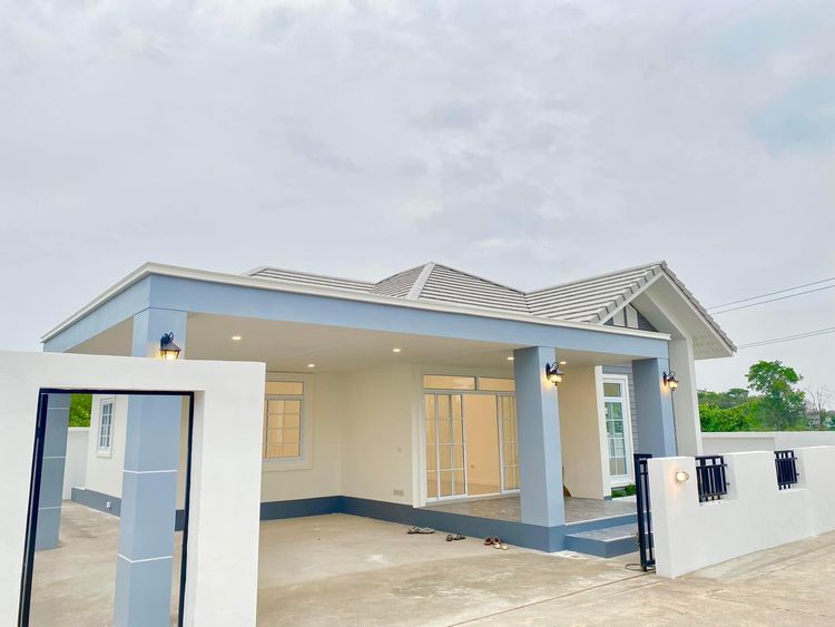 ภาพแบบบ้าน-บ้านโมเดิร์นทรงปั้นหยา