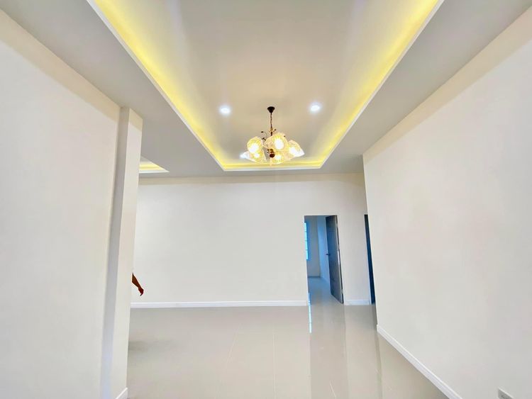 ภาพแบบบ้าน-บ้านโมเดิร์นทรงปั้นหยา