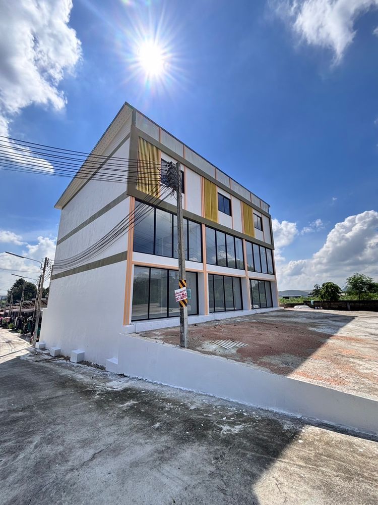 ภาพแบบบ้าน-อาคารพานิชย์ 3 ชั้น