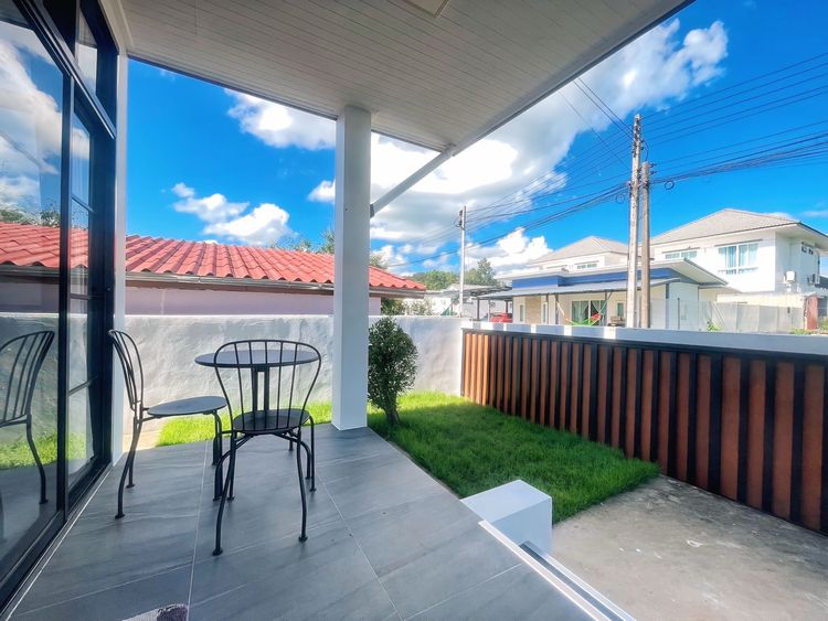 ภาพแบบบ้าน-วิลล่า ตกแต่งเต็ม ใกล้ห้วยวังนอง