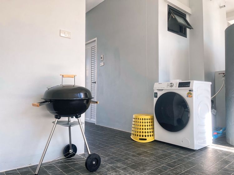 ภาพแบบบ้าน-วิลล่า ตกแต่งเต็ม ใกล้ห้วยวังนอง