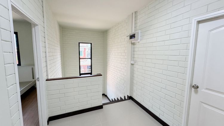 ภาพแบบบ้าน-บ้านเดี่ยว 2 ชั้น (ขนาดใหญ่ พิเศษ)