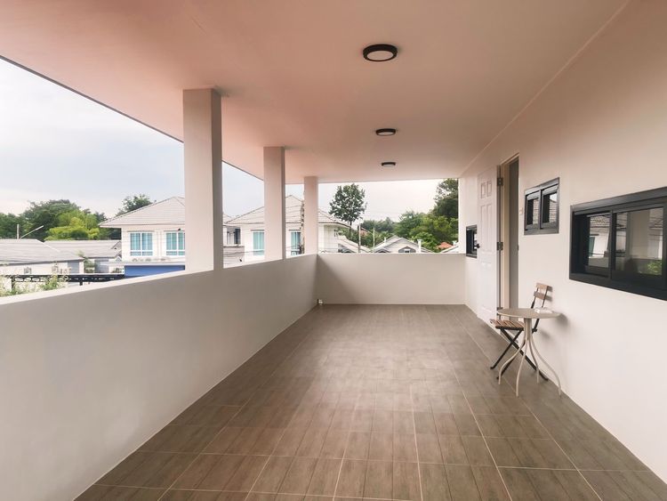 ภาพแบบบ้าน-วิลล่า ตกแต่งเต็ม ใกล้ห้วยวังนอง