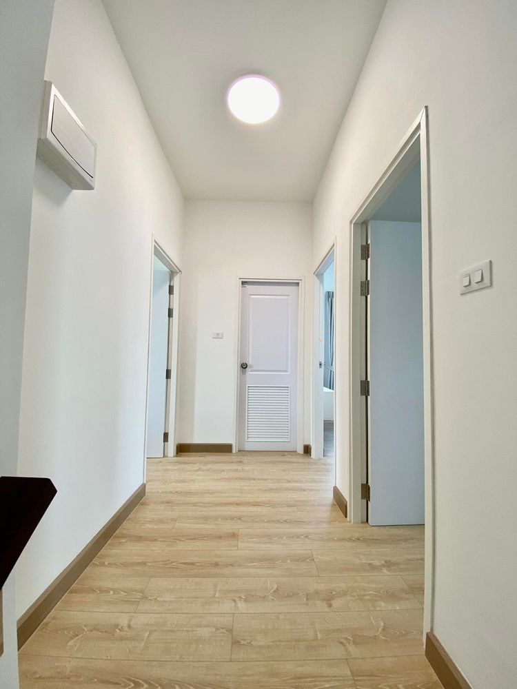 ภาพแบบบ้าน-บ้านแฝด 2 ชั้น หน้ากว้าง จอดรถ 3 คัน