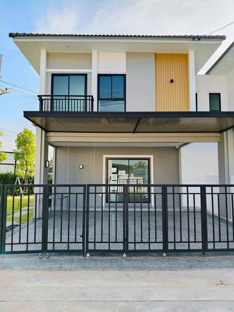 ภาพแบบบ้าน-บ้านแฝดหน้ากว้างจอดรถได้ 3คัน