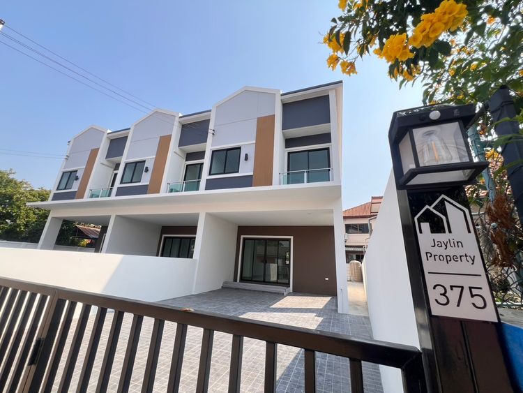 ภาพแบบบ้าน-Modern Townhome