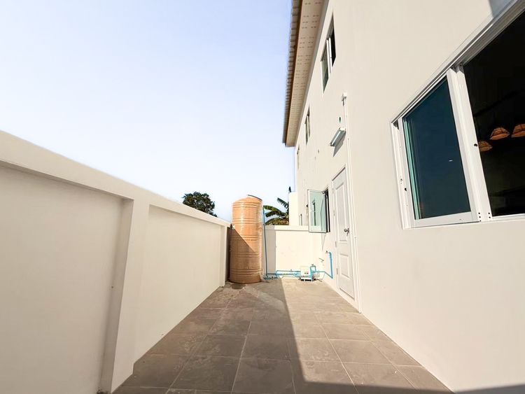 ภาพแบบบ้าน-บ้านทาวน์โฮม 2 ชั้น