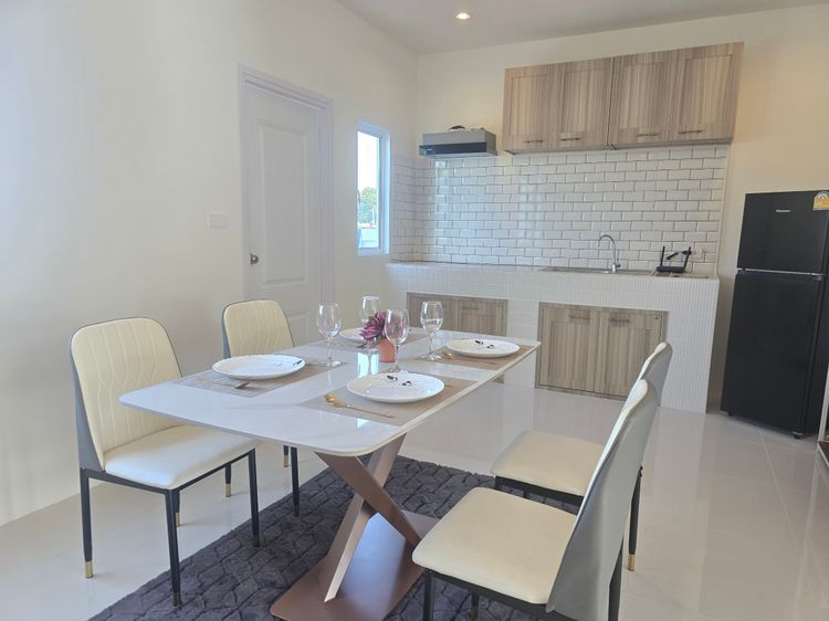 ภาพแบบบ้าน-บ้านทาวน์โฮม 2 ชั้น