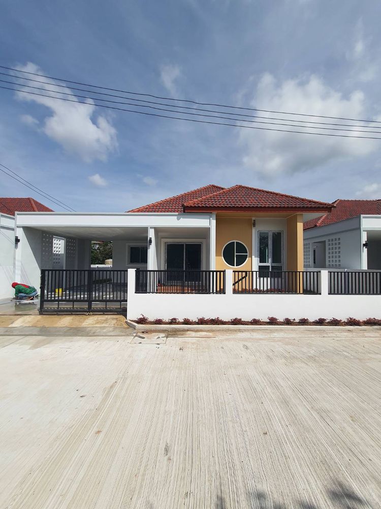 ภาพแบบบ้าน-บ้านเดี่ยวหลังใหญ่ สไตล์มินิมอลปั้นหยา