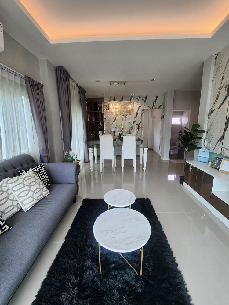 ภาพแบบบ้าน-บ้านเดี่ยว 2 ชั้น หน้ากว้าง 10 เมตร - พร้อมเข้าอยู่