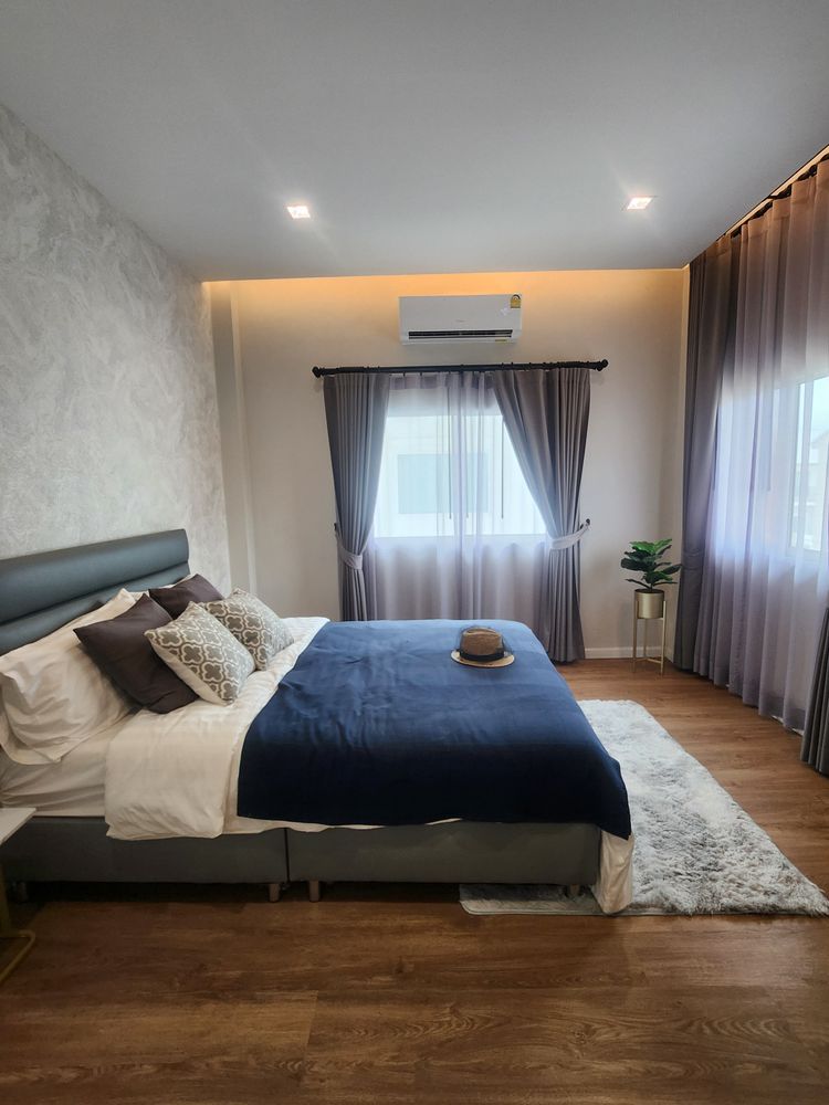 ภาพแบบบ้าน-บ้านเดี่ยว 2 ชั้น หน้ากว้าง 10 เมตร - พร้อมเข้าอยู่