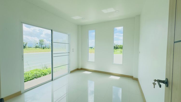 ภาพแบบบ้าน-บ้าน 2 ชั้น ใกล้สนามบิน