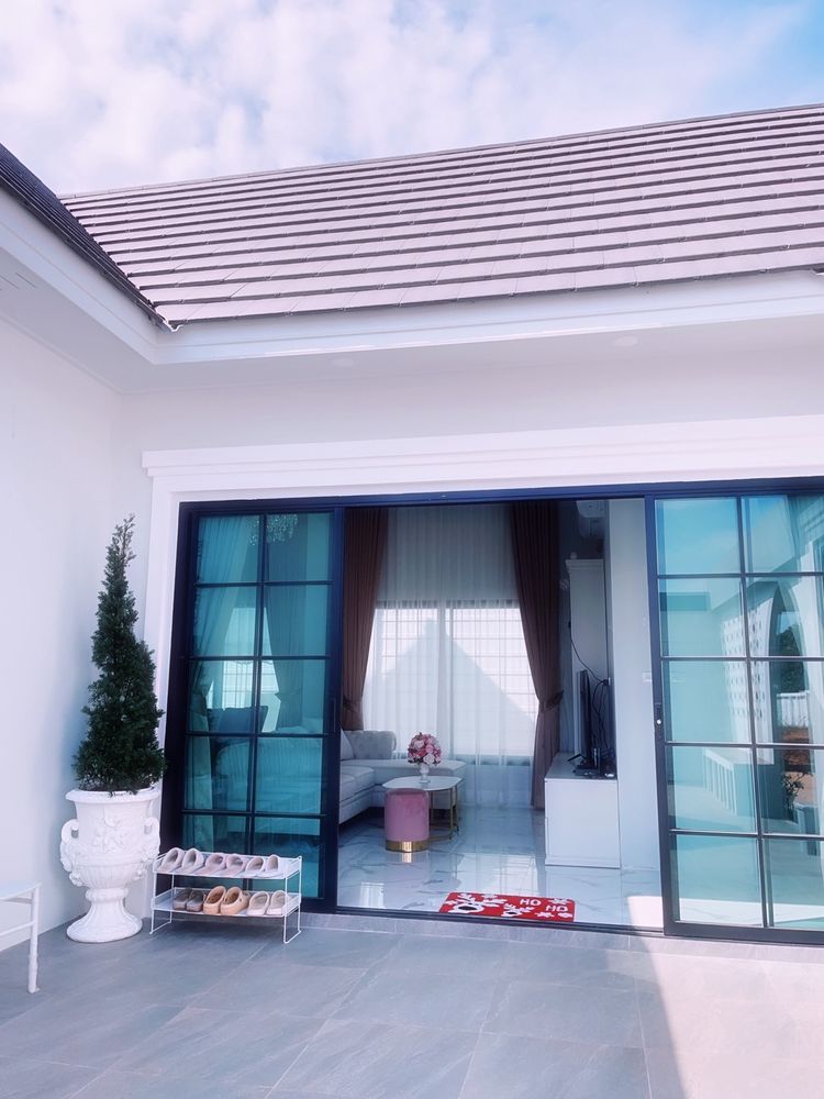 ภาพแบบบ้าน-บ้านเดี่ยวชั้นเดียว สไตล์ยุโรป โมเดิร์น ลักชัวร์รี่ (มีสระว่ายน้ำ)