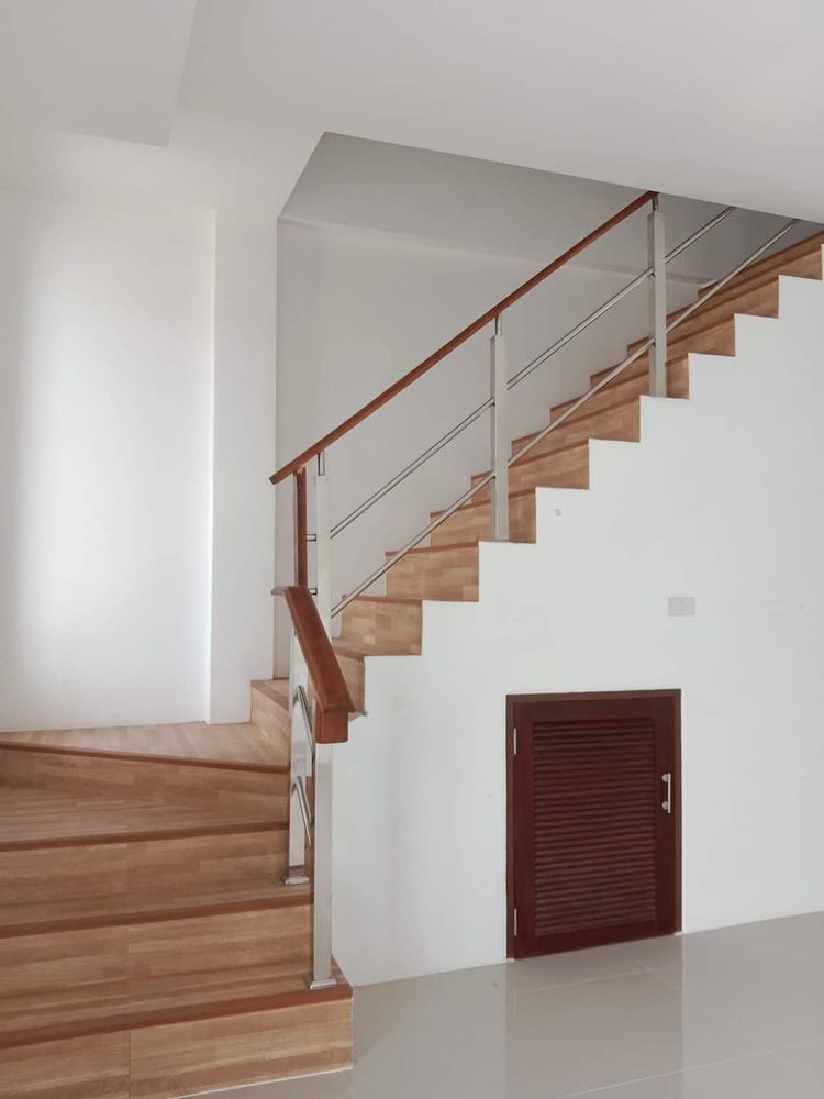 ภาพแบบบ้าน-ทาวน์โฮมสไตล์โมเดิร์น