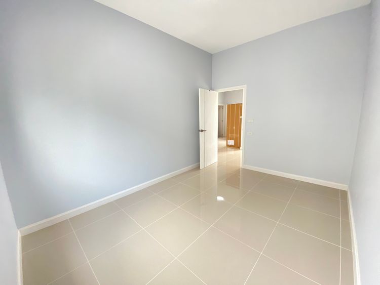 ภาพแบบบ้าน-แบบบ้านสไตล์ลัคชูรี่ เฮ้าส์ ยูโรเปี่ยน โมเดิร์น ไทป์ E-Emmaline