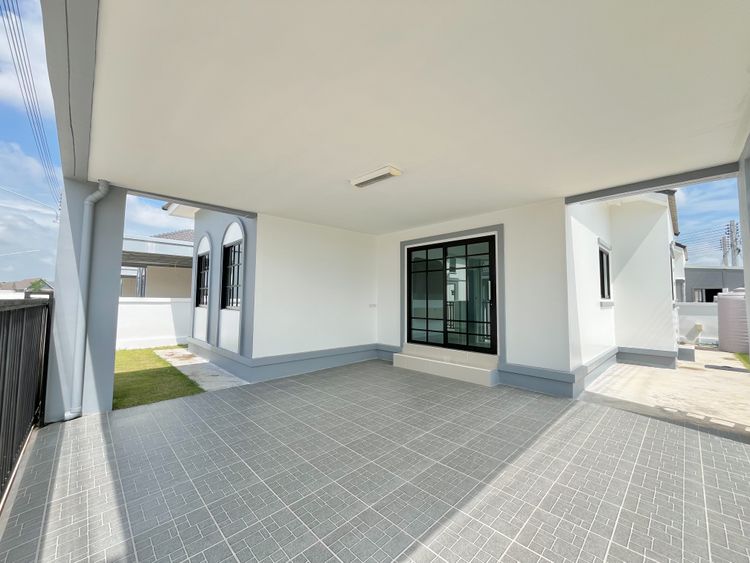 ภาพแบบบ้าน-แบบบ้านสไตล์ลัคชูรี่ เฮ้าส์ ยูโรเปี่ยน โมเดิร์น ไทป์ E-Emmaline