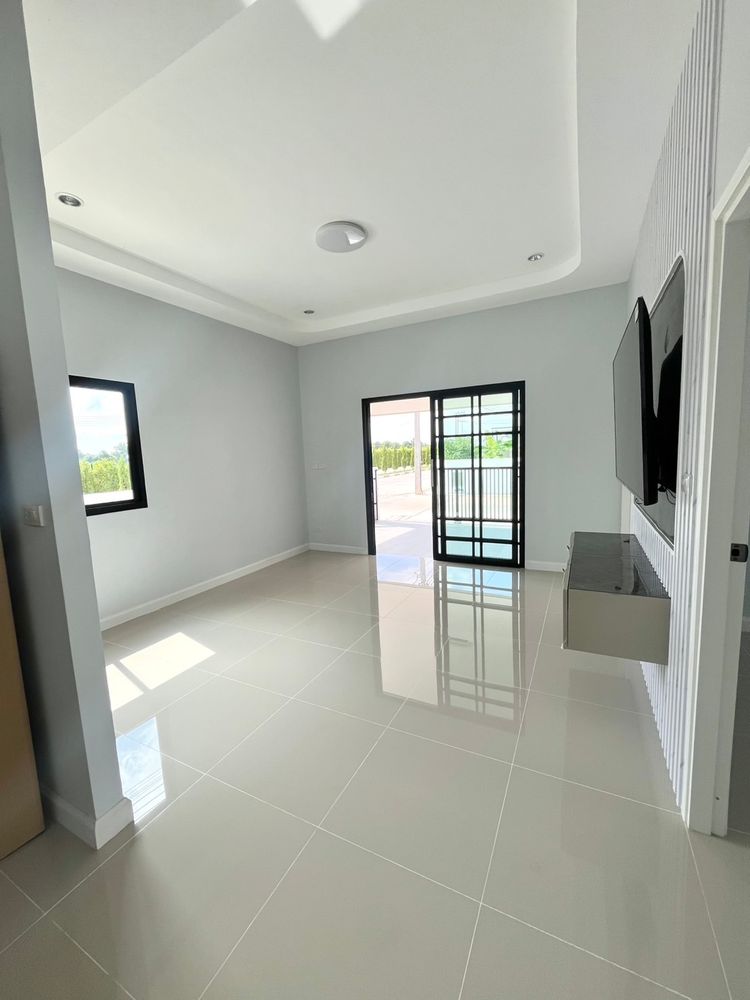 ภาพแบบบ้าน-แบบบ้านสไตล์ลัคชูรี่ เฮ้าส์ ยูโรเปี่ยน โมเดิร์น ไทป์ E-Emmaline