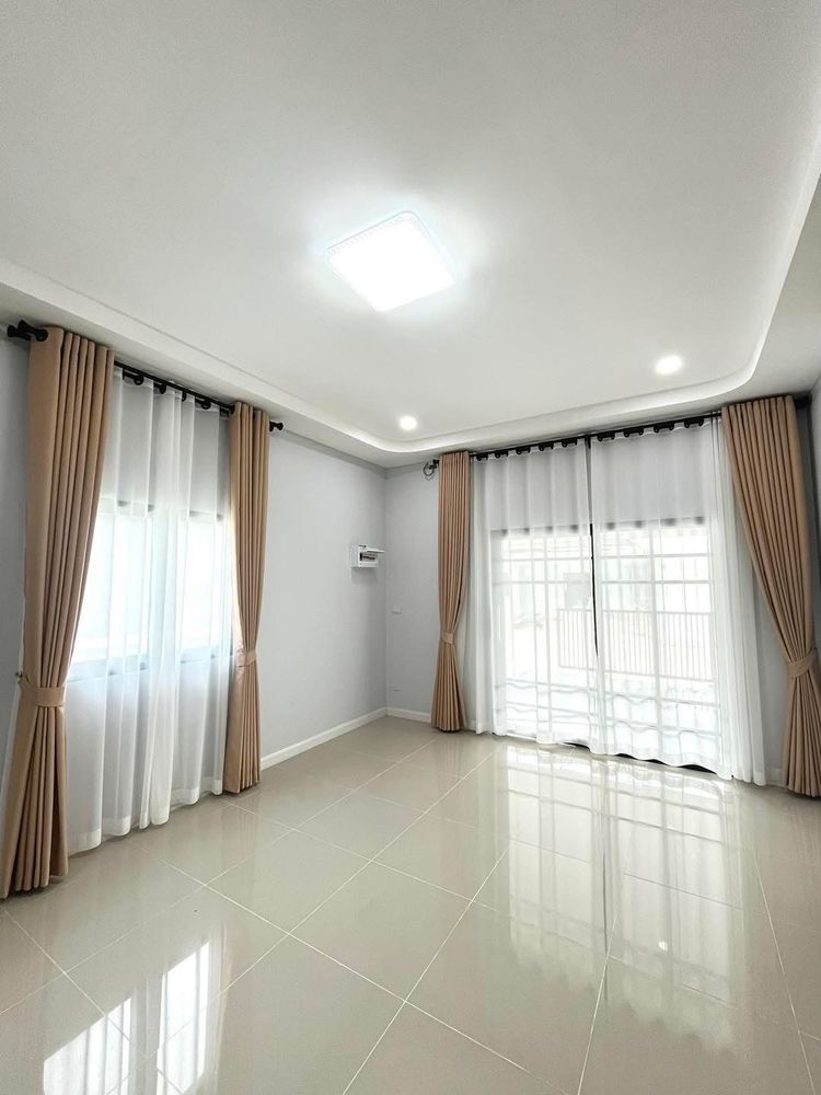 ภาพแบบบ้าน-แบบบ้านสไตล์ลัคชูรี่ เฮ้าส์ ยูโรเปี่ยน โมเดิร์น ไทป์ F-Francis