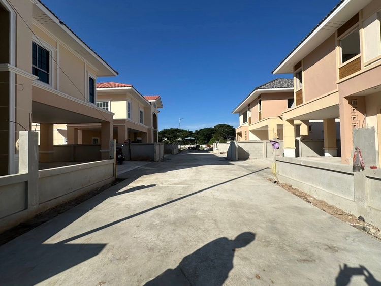 ภาพแบบบ้าน-แบบบ้านสไตล์อิงลิชลัคชูรี่ ไทป์บี