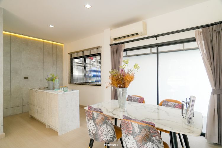 ภาพแบบบ้าน-ทาวน์โฮม 7.5 เมตร