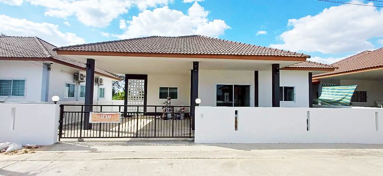 ภาพแบบบ้าน-มารวย752-3 ปั้นหยาธรรมดา [ Ordinary Hip Roof ]
