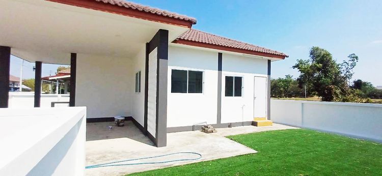 ภาพแบบบ้าน-มารวย752-7 ปั้นหยาธรรมดา [ Ordinary Hip Roof ]