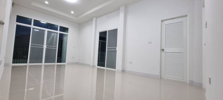 ภาพแบบบ้าน-บ้านแฝด(ขนาดเท่าบ้านเดี่ยว) - 2 ห้องนอน