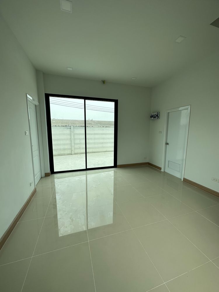 ภาพแบบบ้าน-Idyl Achieved ทาวน์โฮม 2 ชั้น บ้านแบบ 7.50 เมตร