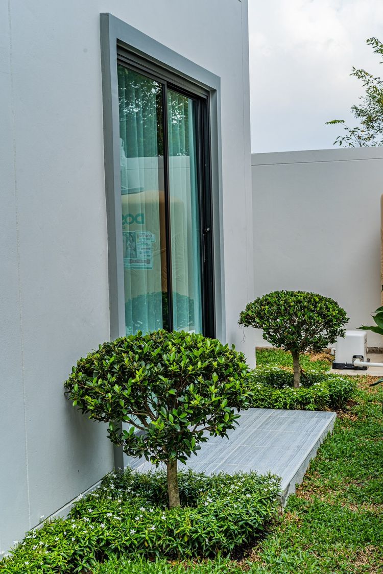 ภาพแบบบ้าน-บ้านเดี่ยว 2 ชั้น พร้อมสระว่ายน้ำ บ้านพร้อมเฟอร์นิเจอร์