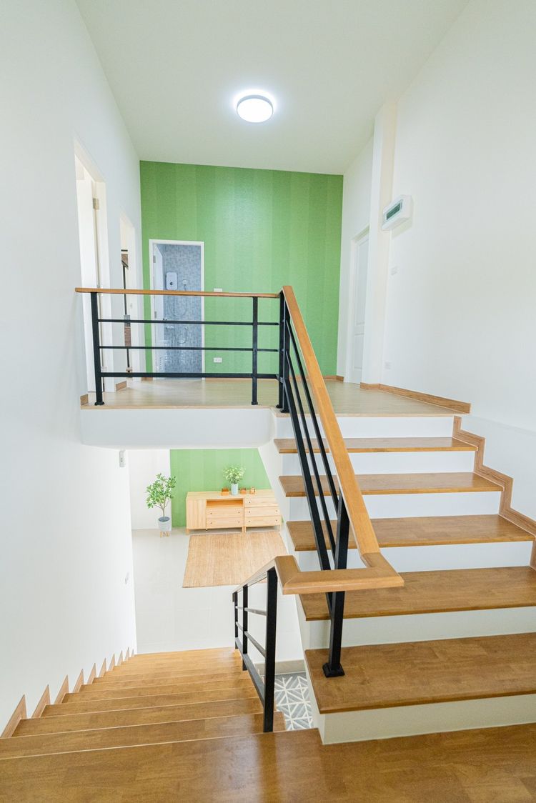 ภาพแบบบ้าน-บ้านเดี่ยว 2 ชั้น พร้อมสระว่ายน้ำ บ้านพร้อมเฟอร์นิเจอร์