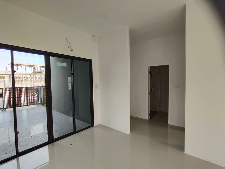 ภาพแบบบ้าน-ทาวน์โฮมชั้นเดียว 2 ห้องนอน 1 ห้องน้ำ