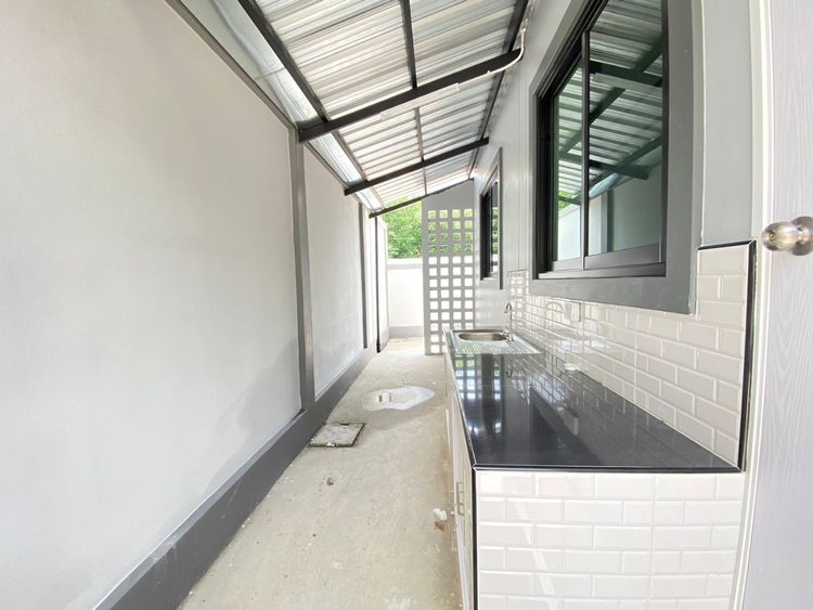 ภาพแบบบ้าน-บ้านเดี่ยวชั้นเดียว พร้อมดาดฟ้าชั้นลอย