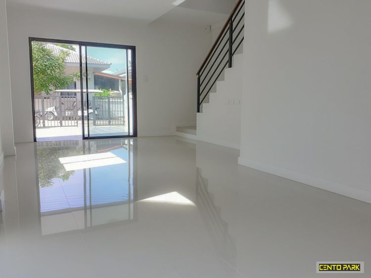 ภาพแบบบ้าน-ทาวน์โฮมสองชั้นหน้ากว้าง 4 เมตร (หลังหัวมุม)