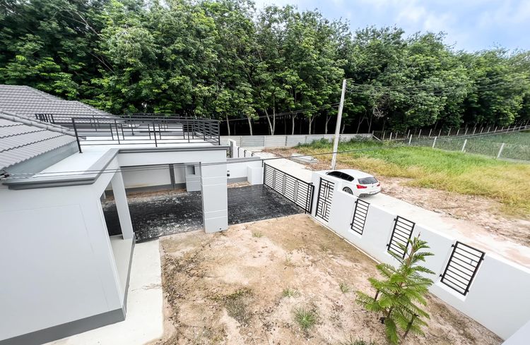 ภาพแบบบ้าน-บ้านเดี่ยวชั้นเดียว พร้อมดาดฟ้าชั้นลอย