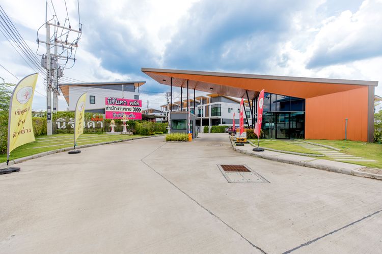 ภาพแบบบ้าน-ทาวโฮมอิสระ 2 ชั้นสไตล์บ้านแฝด