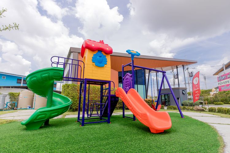 ภาพแบบบ้าน-ทาวโฮมอิสระ 2 ชั้นสไตล์บ้านแฝด