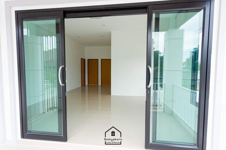 ภาพแบบบ้าน-บ้านรมยกร