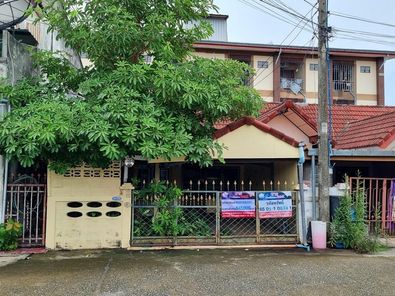 ขายทาวน์เฮ้าส์ 1 ชั้น ในโครงการ เกศกานต์วิลเลจ ราคา 7.4 แสนบาท ในอำเภอเมืองพิษณุโลก