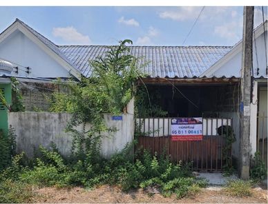 ขายทาวน์เฮ้าส์ 1 ชั้น ในโครงการ ศรีสุข ราคา 6.5 แสนบาท ในอำเภอเมืองพิษณุโลก