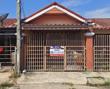 ขายทาวน์เฮ้าส์ 1 ชั้น ในโครงการฉัตรแก้ว ราคา 6.8 แสนบาท ในอำเภอเมืองพิษณุโลก