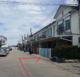 ขายทาวน์เฮ้าส์ 2ชั้น ในโครงการประภัสสรแกรนด์วิลล์ 23 ราคา 2.70ล้านบาท ในอำเภอพานทอง