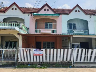 ขายทาวน์เฮ้าส์ 2 ชั้น ในโครงการ พิษณุโลกเมืองใหม่ ราคา 1.5 ล้านบาท ในอำเภอเมืองพิษณุโลก