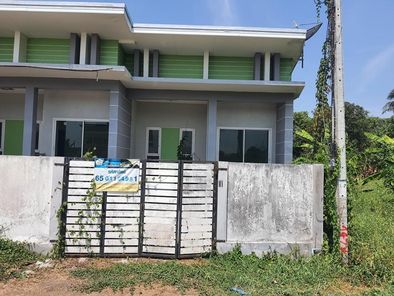 ขายทาวน์เฮ้าส์ 1 ชั้น ในโครงการซอยนาโพธิ์แดง ราคา 1.7 ล้านบาท ในอำเภอเมืองพิษณุโลก