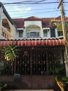 ขายทาวน์เฮ้าส์ 2 ชั้น ในโครงการแก้วเพชร ราคา 1.7 ล้านบาท ในอำเภอเมืองขอนแก่น