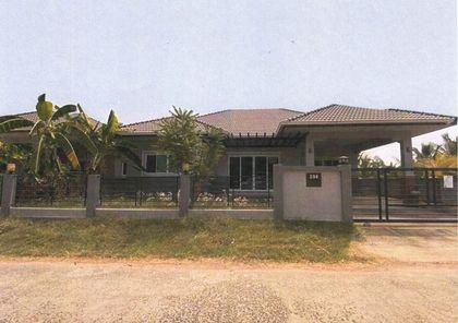 ขายบ้านเดี่ยว 1 ชั้น ราคา 2.35 ล้านบาท ในโครงการบ้านปรือเกียน ในอำเภอเมืองสุรินทร์